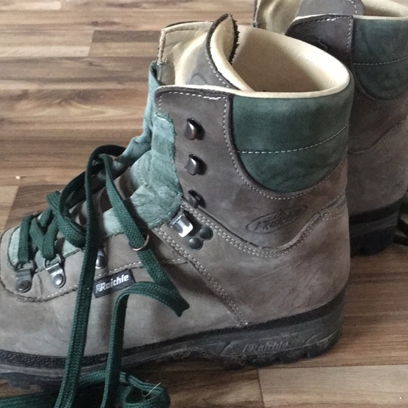 Raichle of Switzerland hiking boots size 11w/9.5m - Picture 4 of 8